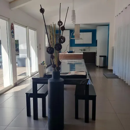 Tre Les Pins, 7 Chambres, A 100m Du De *